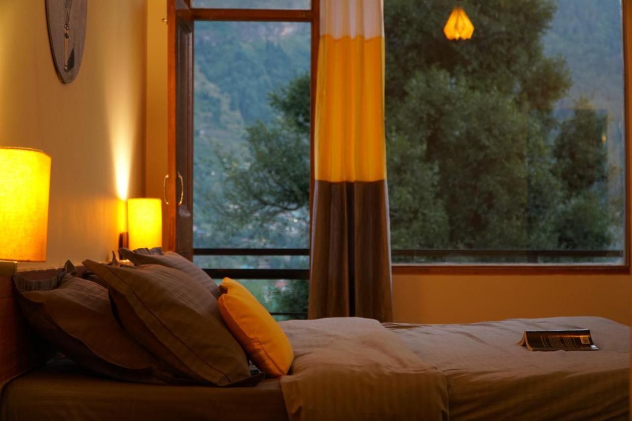 מנאלי Firefly Hostel מראה חיצוני תמונה